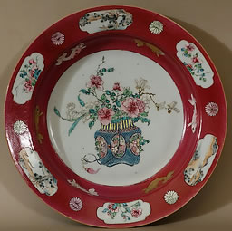 Very-large-ruby-ground-porcelain-Yongzheng-dish